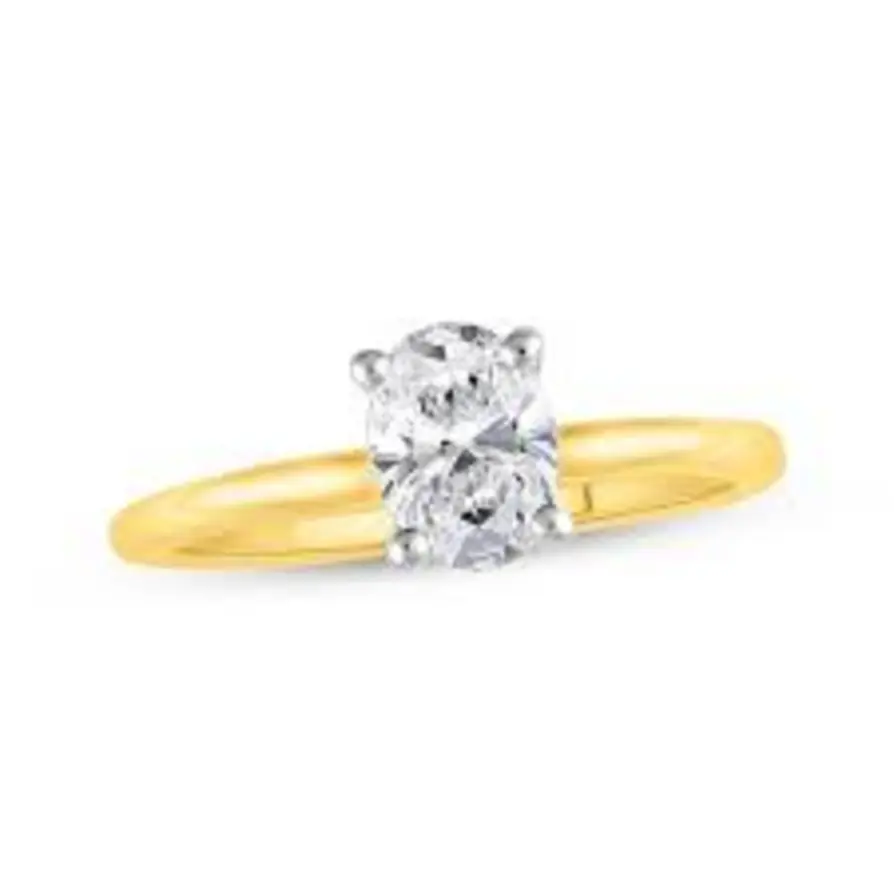 Signature engagement rings collection